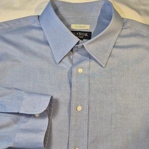 Jos. A. Bank Long Sleeve Button Down Light Blue Mens Dress Shirt
